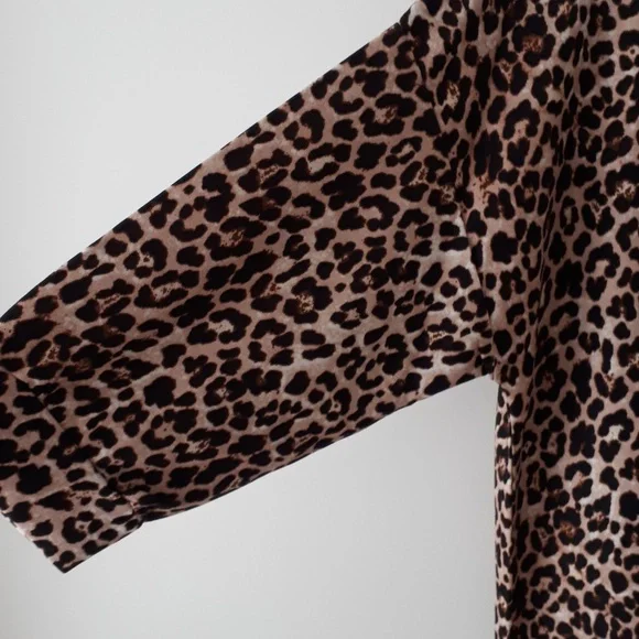 Comma print top - Picture 3 of 5